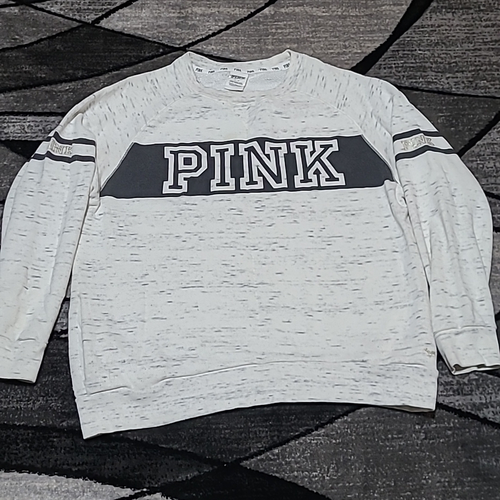VS PINK 2014 Campus Crew-Neck Logo Sweatshirt